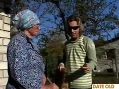 behaarte grandma fotze (0)