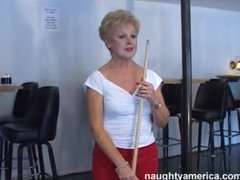 blonde oma wird vom jungen mann gefickt (5)